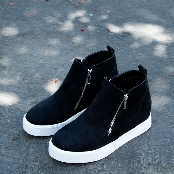 NEW๐ฅ Side Zip Wedge Heel Platform Sneaker Booties - Picture 7 of 10